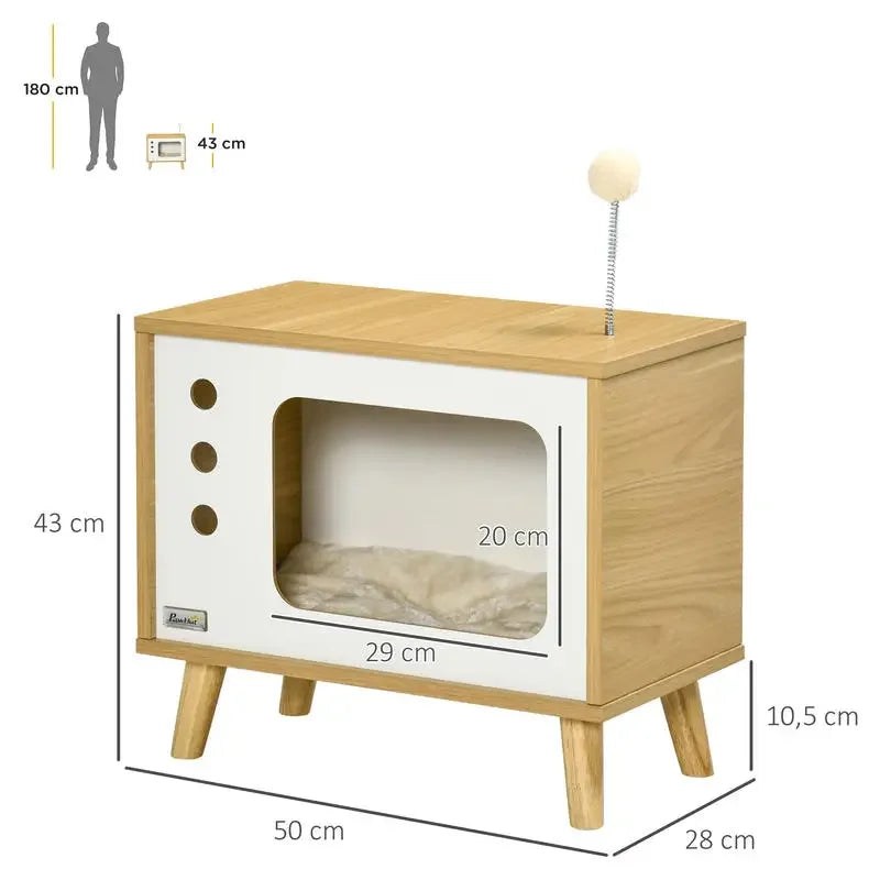 Chat se reposant dans la maisonnette rétro