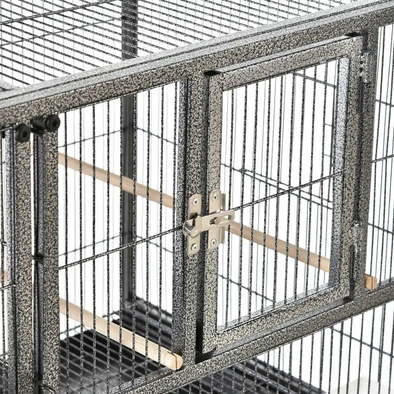Détail du séparateur modulable de la cage à oiseaux