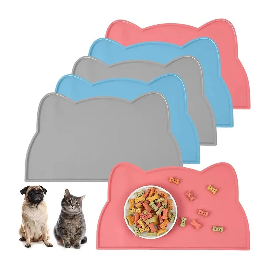 Gamelle pliable imperméable pour chien et chat en situation, vue 1