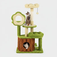 Arbre à chat multi-niveaux vert avec tronc