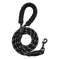 Laisse à poignée rembourrée pour chien – détail des finitions