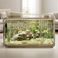 Aquarium de bureau transparent - vue d'ensemble