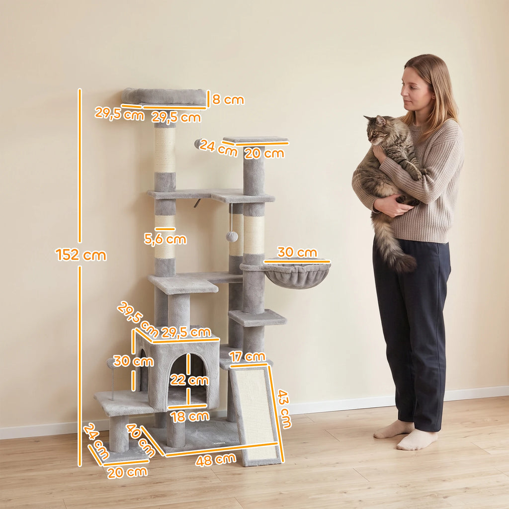Arbre à chat 5 niveaux avec hamac - chat installé dans le hamac